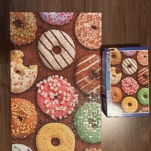 Cobble Hill Donut Puzzle 500 Pieces